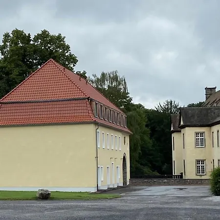 Torhaus Schloss Wocklum *